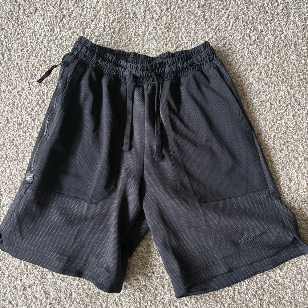 Nike Men's Charcoal Athletic Shorts